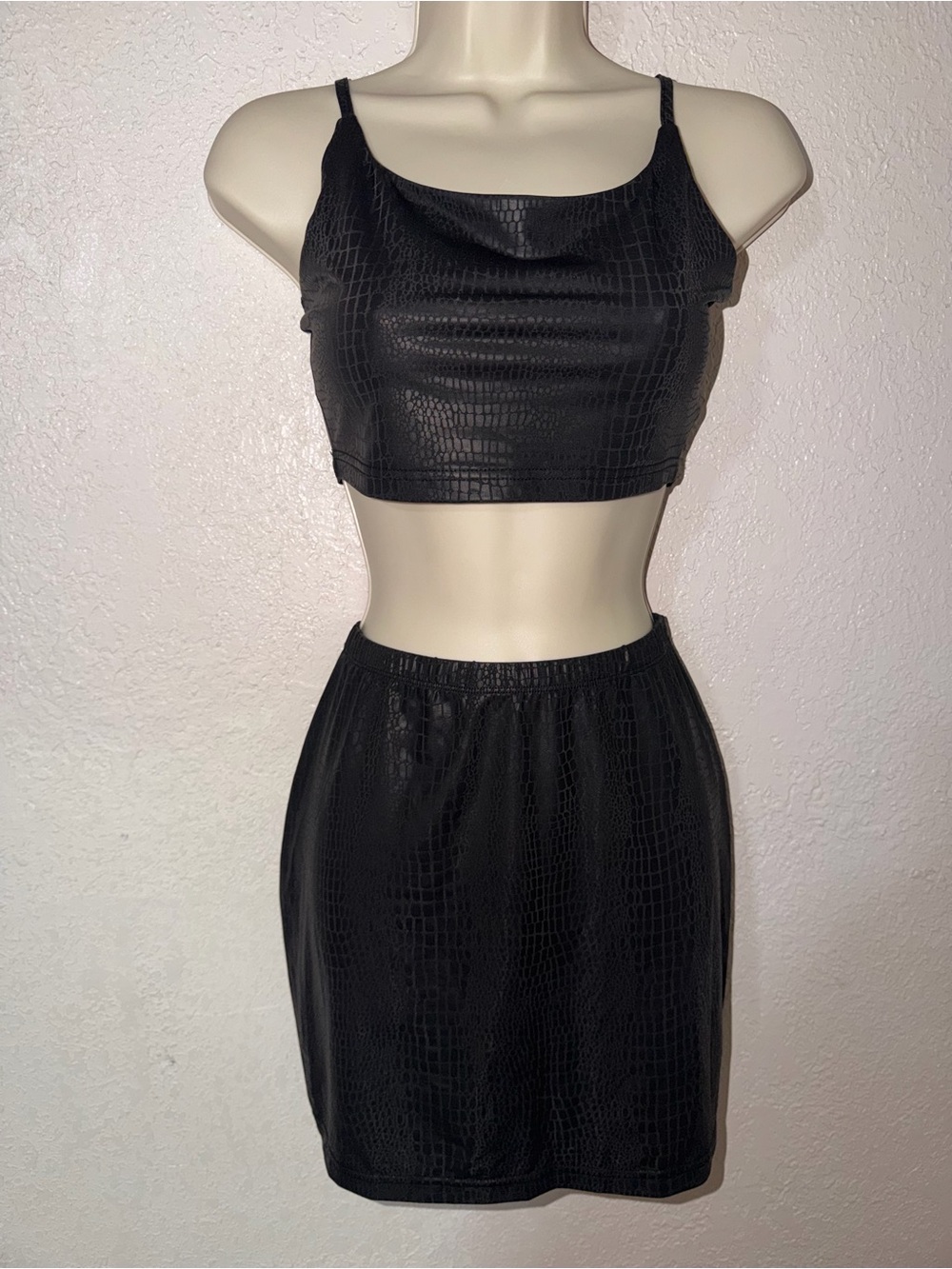 Source Unknown Black Faux Croc Two-Piece Mini Set